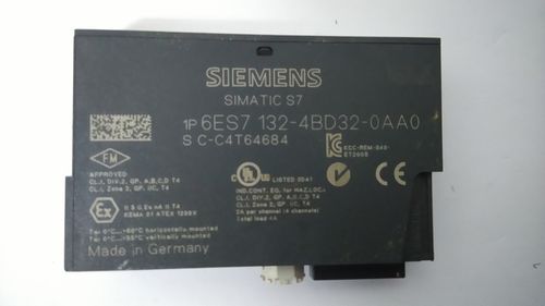 Siemens ET200 4 Do ( 6ES7 132-4BD32-0AA0 )